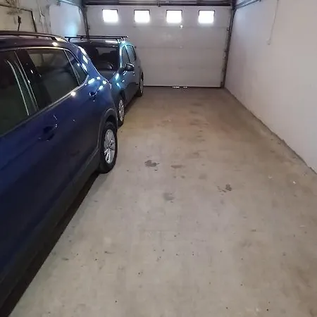 Mahala - Free Garage בית הארחה 2*