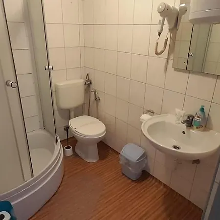 Mahala - Free Garage Sarajewo