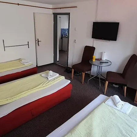 Mahala - Free Garage