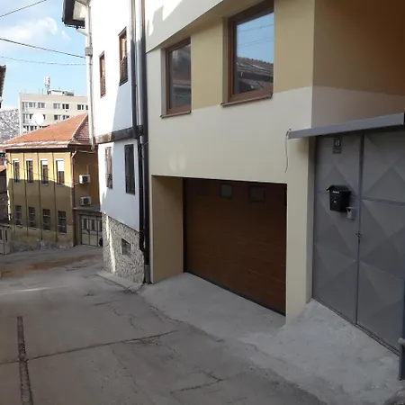 Pensjonat Mahala - Free Garage 3*