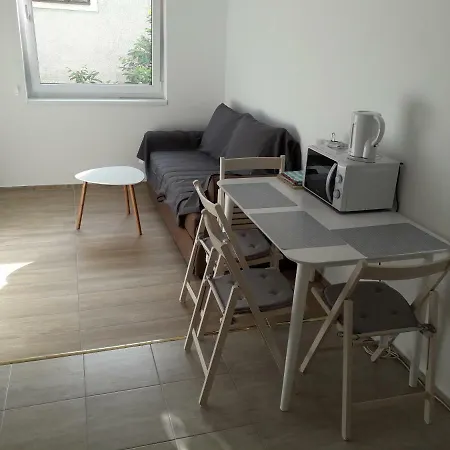 Mahala - Free Garage Pensjonat 3*