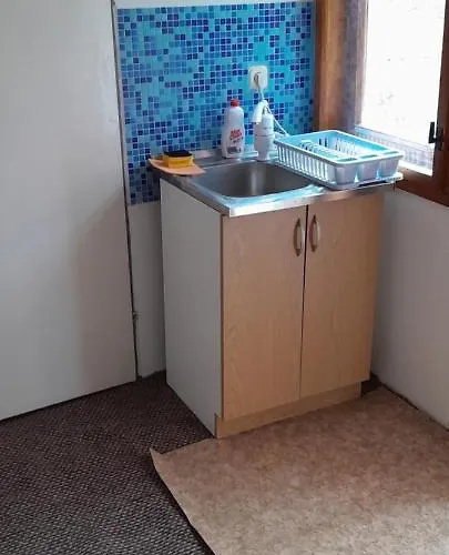 Mahala - Free Garage Πανσιόν