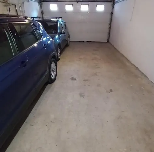 Mahala - Free Garage Gæstehus 4*