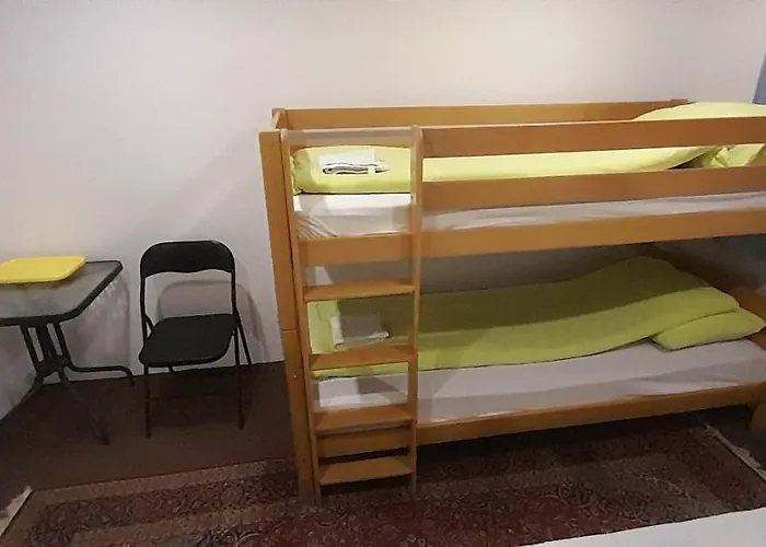 Konukevi Mahala - Free Garage 3*