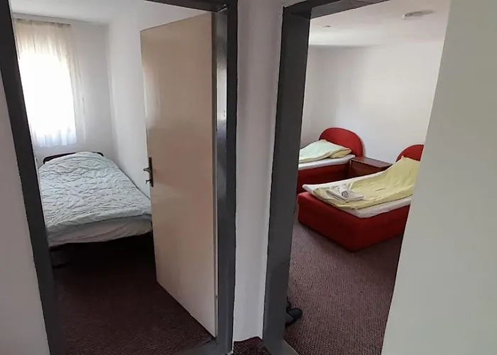 Konukevi Mahala - Free Garage Saraybosna