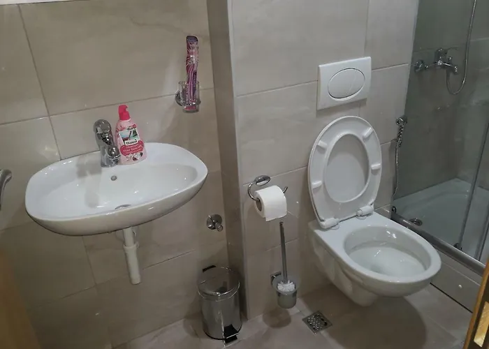 Mahala - Free Garage Konukevi 3*